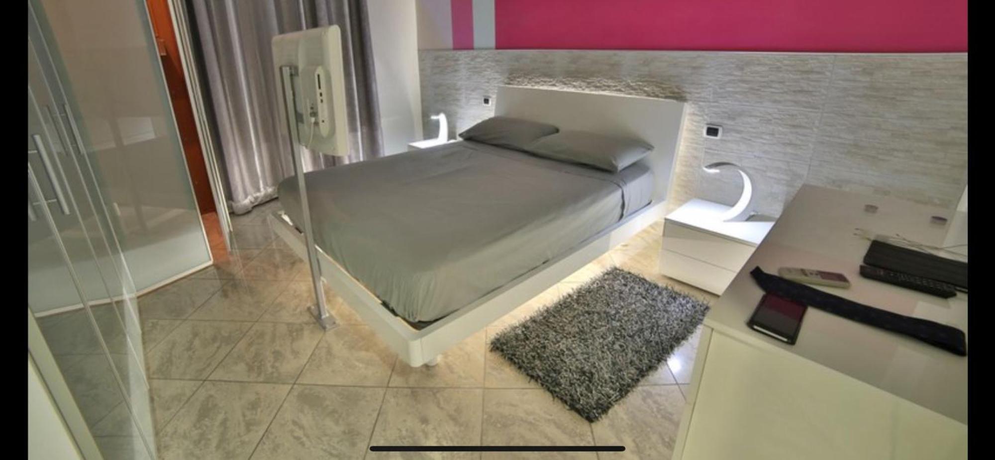 Appartamento Con Idromassaggio E Parcheggio Privato Gratuito,Strategico Per Le Cinque Terre E Golfo Dei Poeti La Spezia Exterior foto